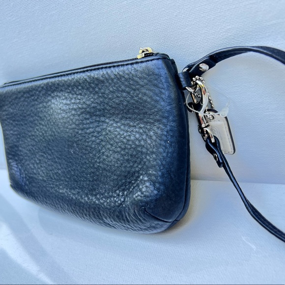 Coach Black Wristlet F49472 - Picture 9 of 11